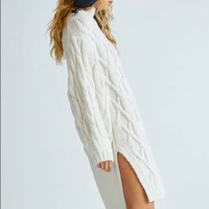 H&M cable knit sweater dress. Gorgeous!
